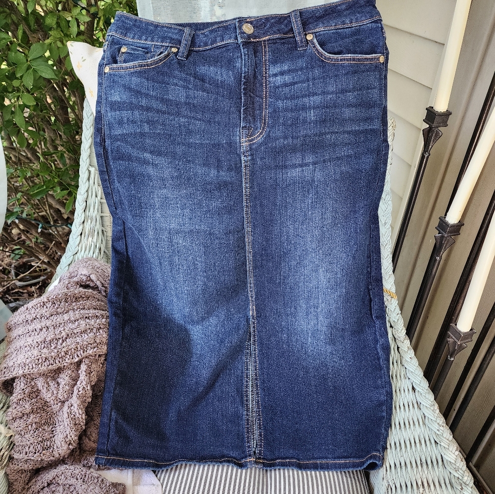 7 For All Mankind Dark Blue Denim Pencil Skirt
